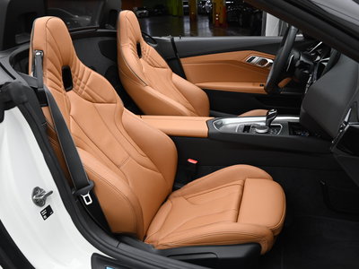 2025 BMW Z4 photo 10