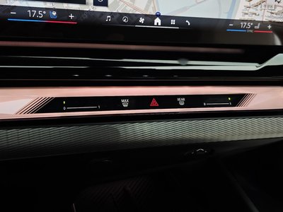 2025 BMW 5 SERIES thumbnail 20