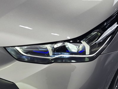 2025 BMW 5 SERIES photo 9