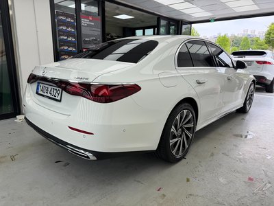 2026 Mercedes-BENZ E-CLASS 缩略图 17