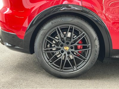 صورة 7 لـ 2024 Porsche CAYENNE