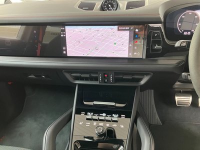 2024 Porsche CAYENNE — миниатюра 18