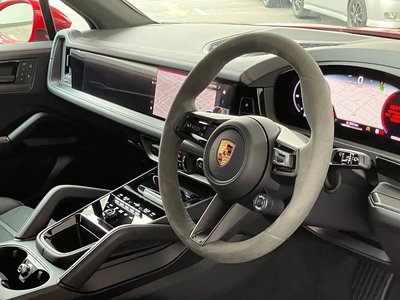 2024 Porsche CAYENNE — миниатюра 12