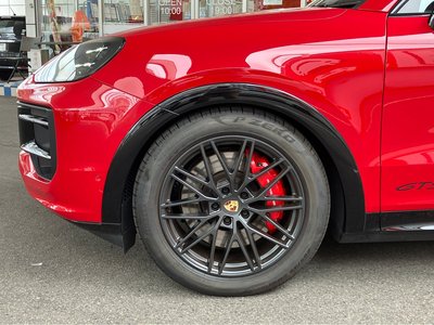 صورة 8 لـ 2024 Porsche CAYENNE