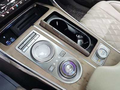GENESIS GV80 - 9
