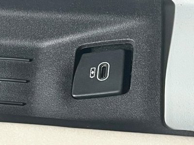 2023 LAND Rover DEFENDER 缩略图 42