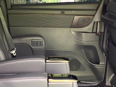 2024 Toyota ALPHARD thumbnail 33