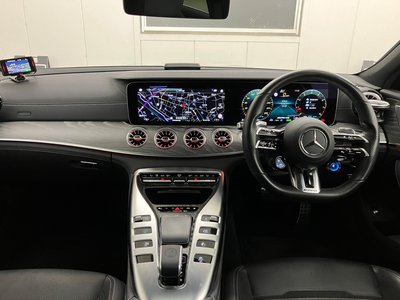 MERCEDES-BENZ GT AMG - 8