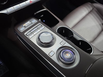 2023 Genesis GV70 — миниатюра 12