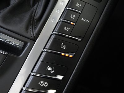2020 Porsche MACAN — фото 7