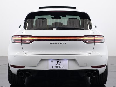 2020 Porsche MACAN thumbnail 41