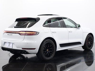 2020 Porsche MACAN thumbnail 42