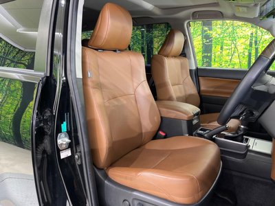 TOYOTA LAND CRUISER PRADO - 8