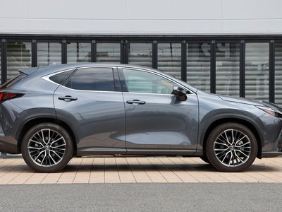 2023 Lexus NX — фото 9