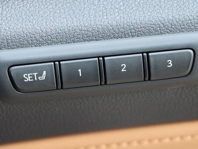 صورة مصغرة 43 لـ 2023 Lexus NX