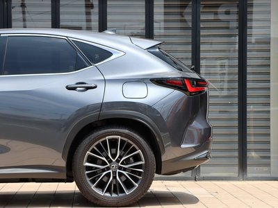 صورة مصغرة 16 لـ 2023 Lexus NX