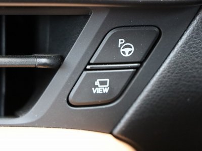 صورة مصغرة 40 لـ 2023 Lexus NX