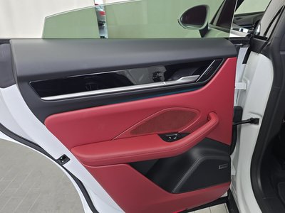 صورة مصغرة 15 لـ 2025 Porsche MACAN