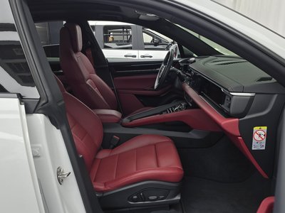 صورة مصغرة 16 لـ 2025 Porsche MACAN
