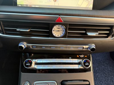 2020 Genesis G90 缩略图 14