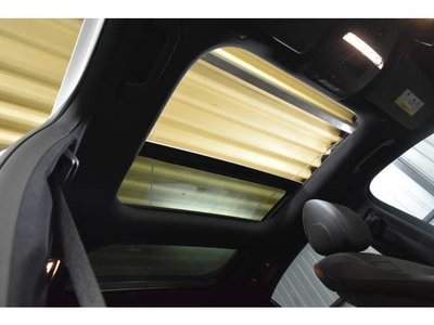 MERCEDES-BENZ E-CLASS - 5