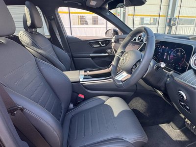 2025 Mercedes-BENZ GLC — миниатюра 13