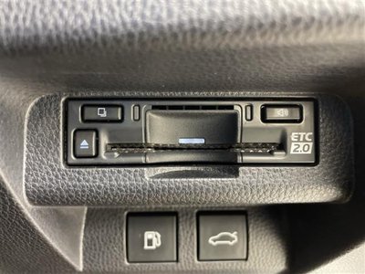 TOYOTA CROWN CROSSOVER - 6