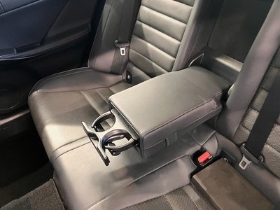 2022 Lexus IS — миниатюра 19