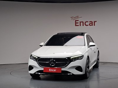 MERCEDES-BENZ E-CLASS - 2