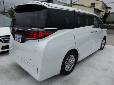 2025 TOYOTA ALPHARD photo 8