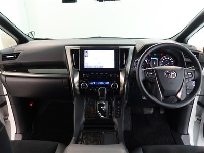 2022 Toyota ALPHARD — фото 8
