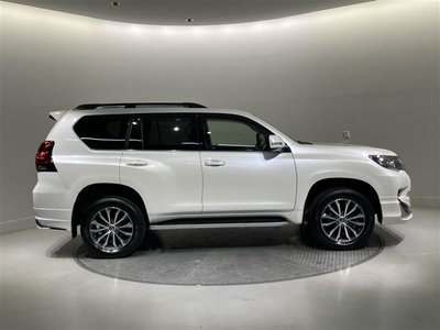 TOYOTA LAND CRUISER PRADO - 3