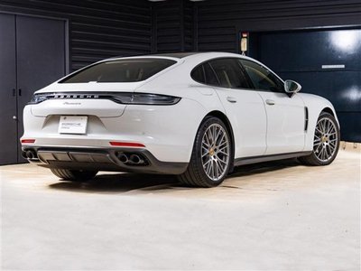 PORSCHE PANAMERA - 5