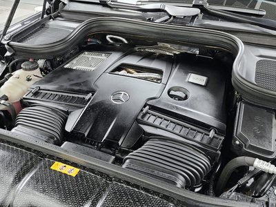 MERCEDES-BENZ GLS - 7