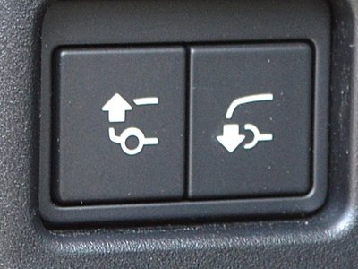 صورة مصغرة 35 لـ 2025 LAND Rover DEFENDER