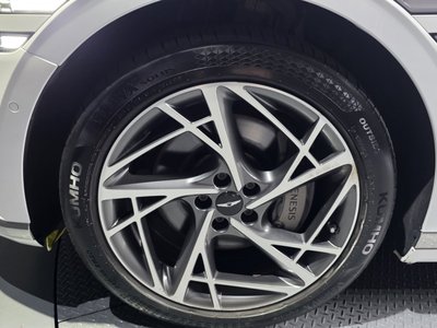 2022 Genesis G90 (RS4) photo 6