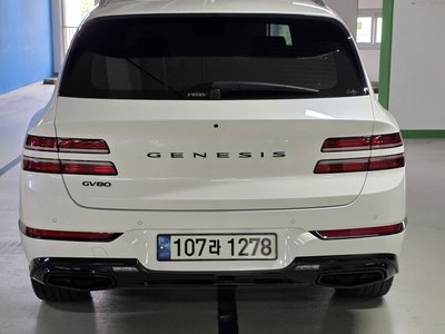 GENESIS GV80 - 3
