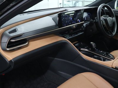 2024 Toyota CROWN SPORT — миниатюра 19