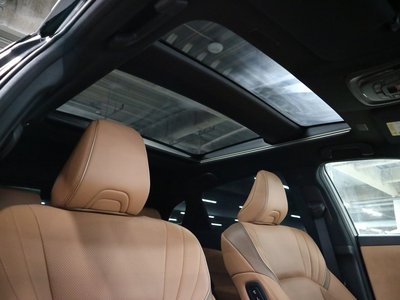2024 Toyota CROWN SPORT photo 3