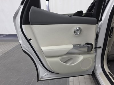 2022 Genesis GV60 — миниатюра 15
