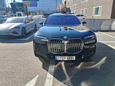 BMW 7 SERIES - 1