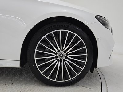 MERCEDES-BENZ E-CLASS - 6