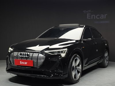 AUDI E-TRON - 1