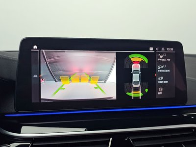 2022 BMW 5 SERIES — миниатюра 21