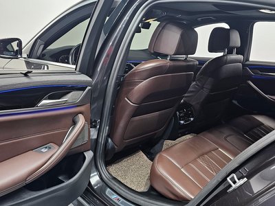 2022 BMW 5 SERIES — миниатюра 18
