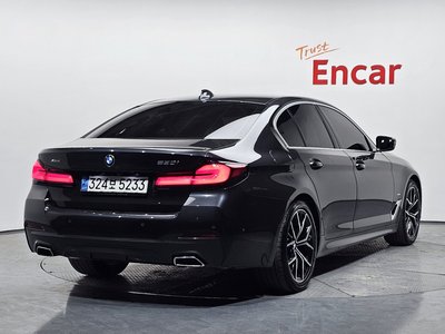 2022 BMW 5 SERIES 照片 3