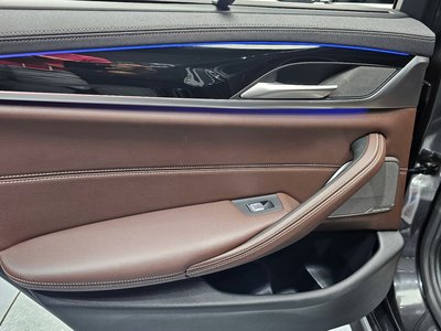 2022 BMW 5 SERIES — миниатюра 15
