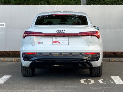 AUDI Q8 SPORTBACK E-TRON - 7