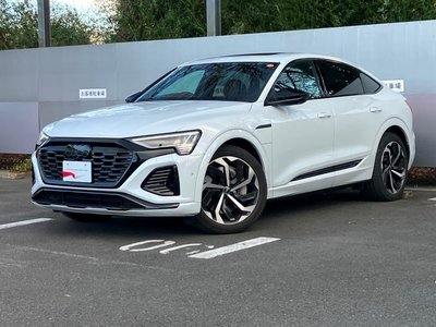 AUDI Q8 SPORTBACK E-TRON - 1