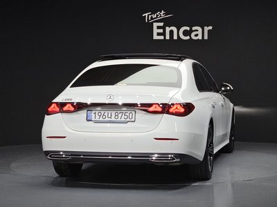 MERCEDES-BENZ E-CLASS - 4